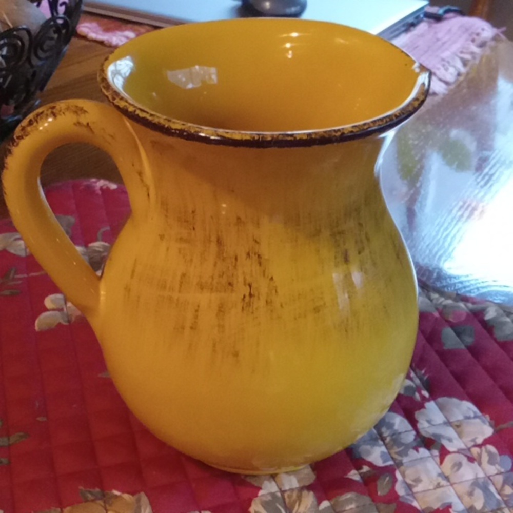 Ceramic water jug